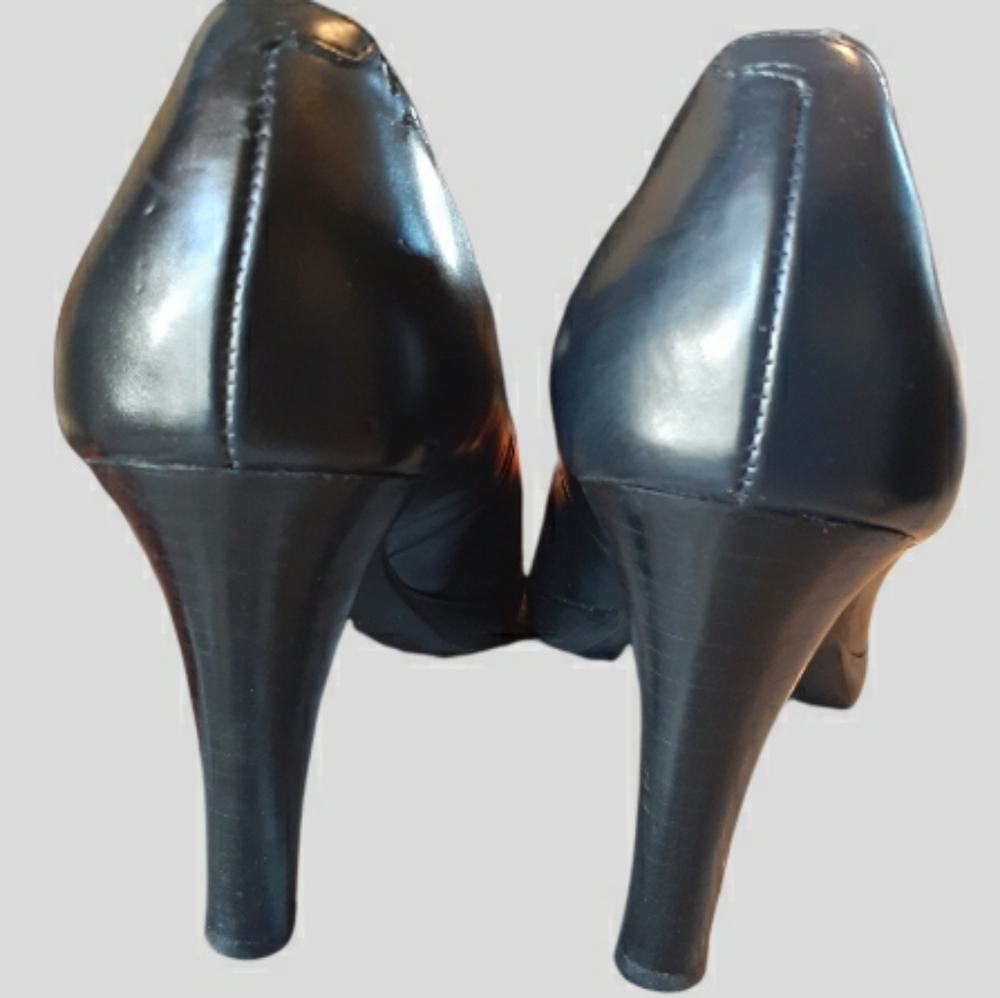 Collection Chadwick Shoes - Picture 3 of 6